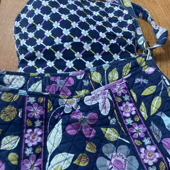 Vera Bradley Floral Nightingale Messenger Bag/Crossbody Purple Medium - Picture 4 of 6